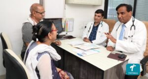 Woman in a consultation discussing PCOS PMOS symptoms with a doctor
